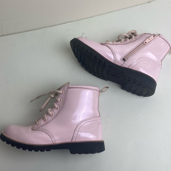 UGG Ryann light pink Ankle Boot- Size 3 - Picture 5 of 10